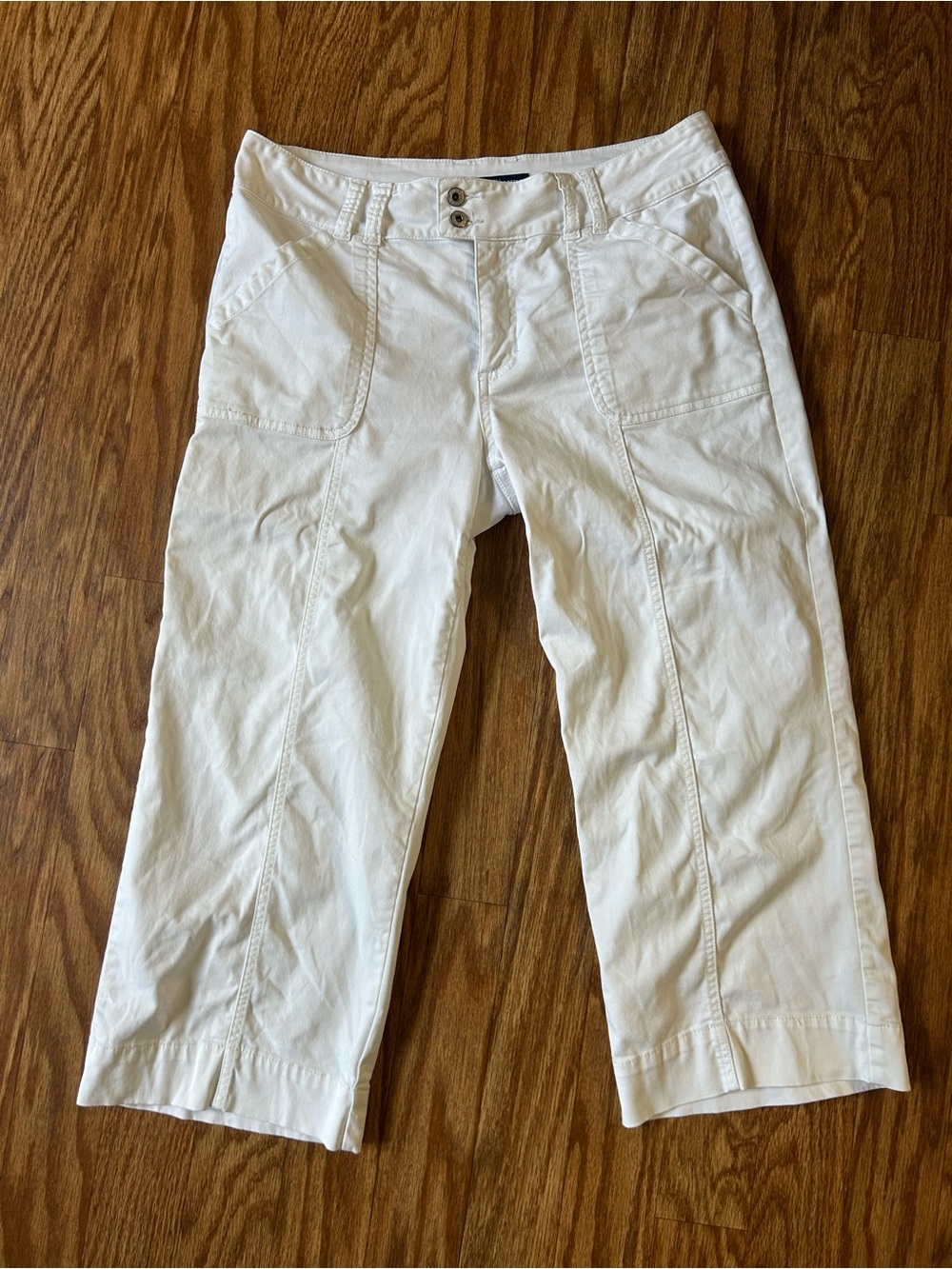 High Sierra White Cotton Capri Ankle Pants